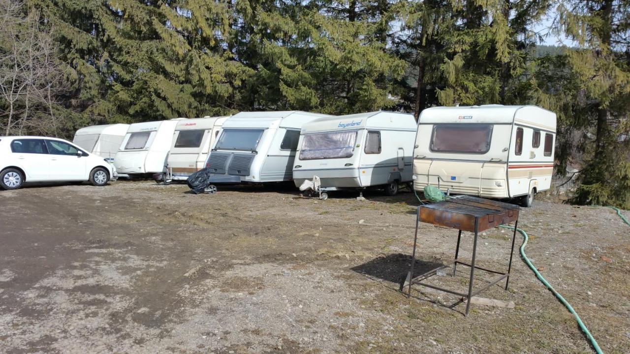 Camping Aviator, Numai Teren, Campare Pentru Rulote Autorulote Personale, Campingul Nu Are Rulote !!! Busteni Bagian luar foto